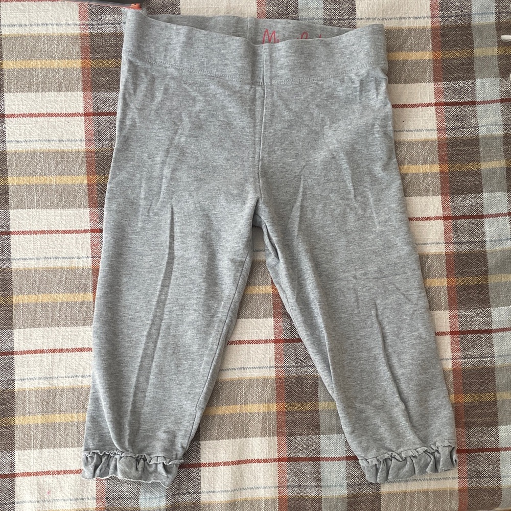 Mini Boden Gray Ruffle Hem Leggings